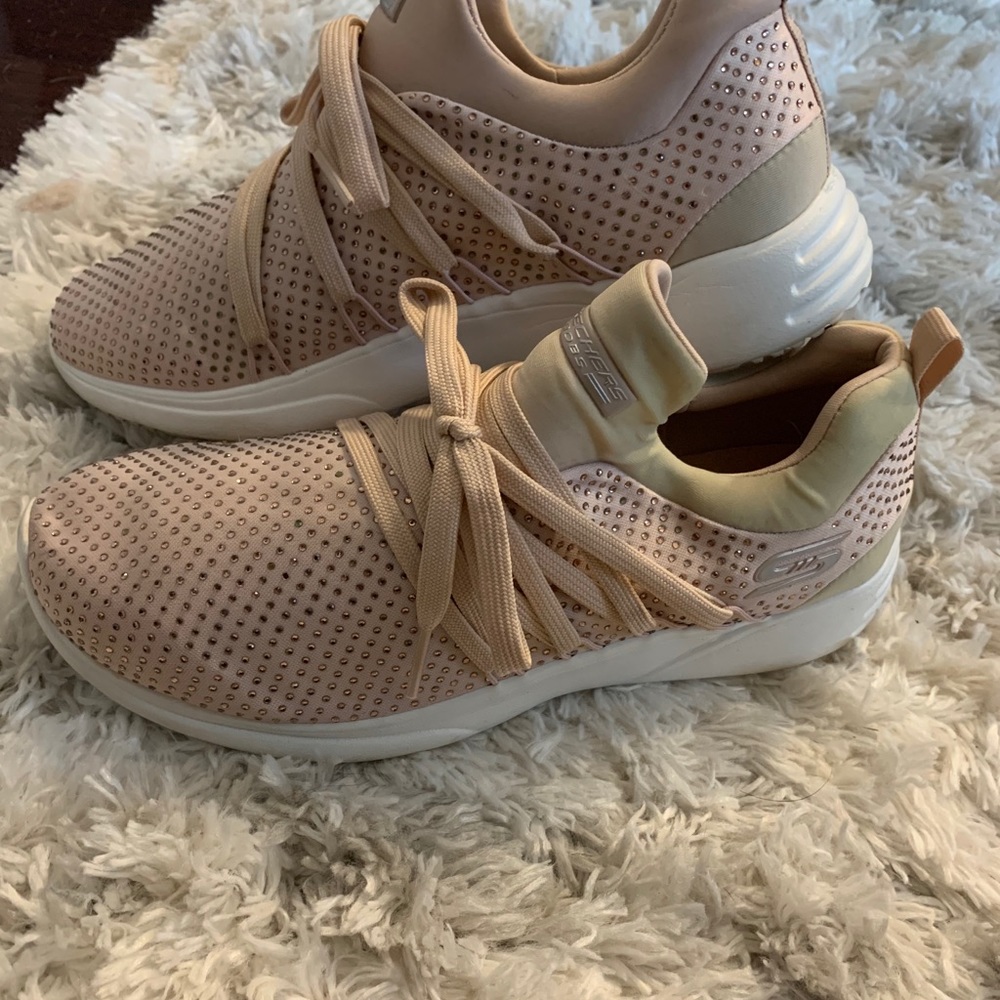 Skechers BOBs Size 8